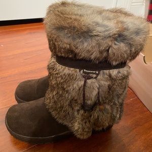 Bearpaw Winter boots